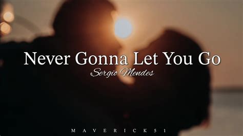  Never Gonna Let You Go - Un himno de amor eterno envuelto en un groove irresistible