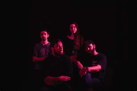 The Sun Also Rises Un viaje melancólico con ecos de shoegaze y dream pop